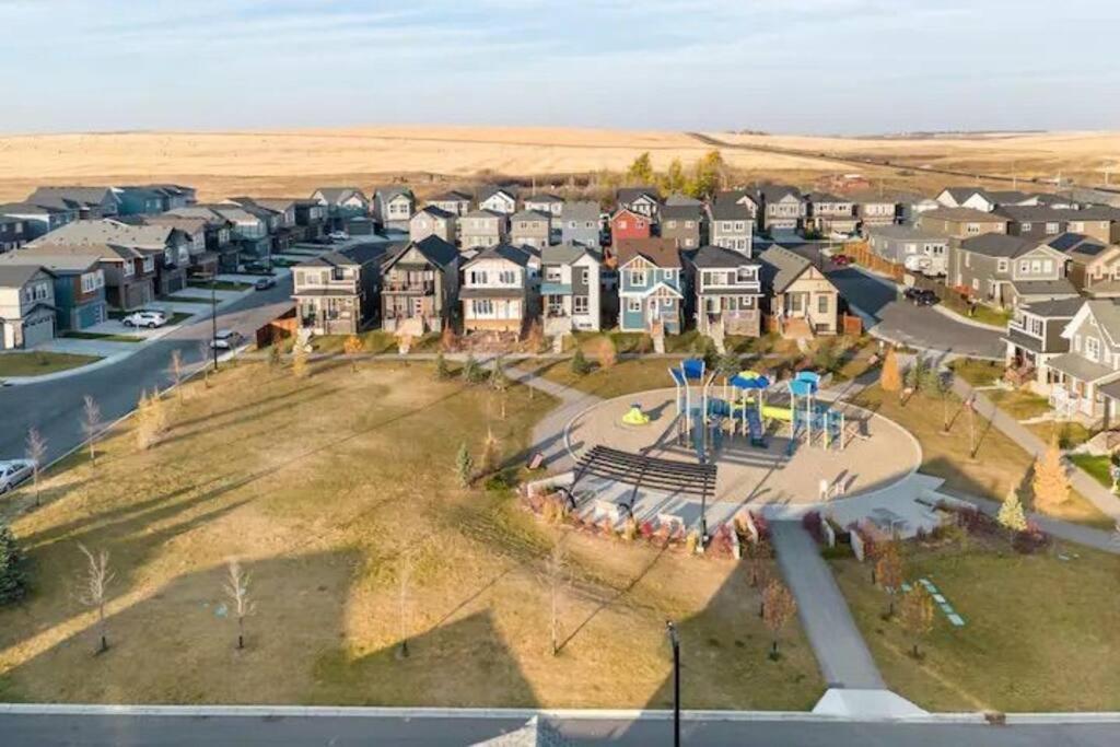 Cozy Suites In Calgary Area Balzac 외부 사진